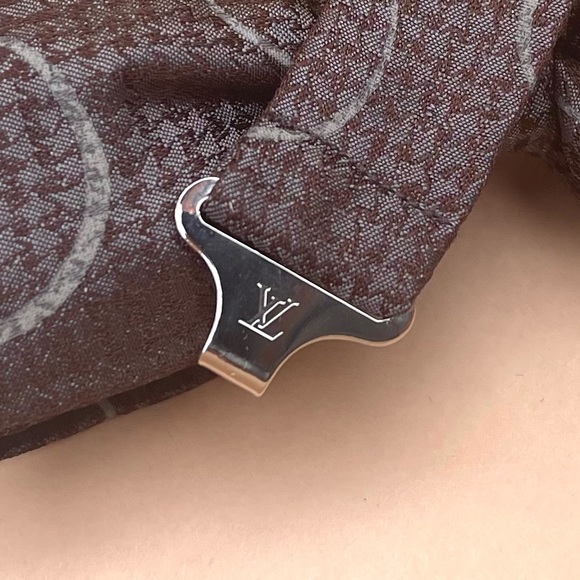 🔥ONE-OF-KIND🔥🆕💯RARE AUTH LOUIS VUITTON MARRONE BROWN HOUNDSTOOTH BOW TIE… - Picture 7 of 13